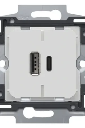 Niko wandcontactdoos inbouw 3.5A 5V Mat RAL IP41 420-00513 Populair